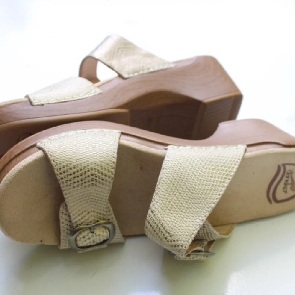 Dansko wedge sandals